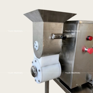 Nouvelle machine automatique de formation de falafels en acier inoxydable 304 à haute efficacité, multifonctionnelle, machine à fabriquer des boulettes de viande, 80 pièces/min pour - Product Image 3