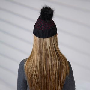 Gorro de Punto Personalizado con Logo, Gorro de Invierno Cálido para Niñas, Gorro de Calavera para Clima Frío, Gorro de Punto Negro con Pompón para Niños - Product Image 6