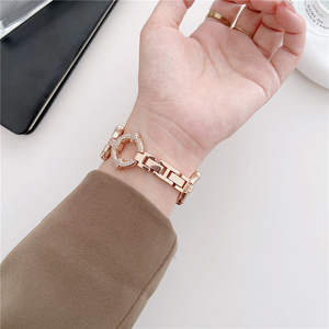 Correa de reloj de metal de diamante de lujo con estuche para <span class=keywords><strong>Apple</strong></span> <span class=keywords><strong>Watch</strong></span> 45mm 49mm 38mm 42mm 40mm para <span class=keywords><strong>Apple</strong></span> <span class=keywords><strong>Watch</strong></span> Se 40mm Correa <span class=keywords><strong>y</strong></span> estuche - Product Image 4