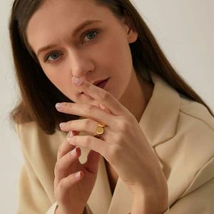 Bagues de fiançailles et de mariage en acier inoxydable plaqué or 14k 18k, durables et luxueuses, pour femmes - Product Image 3