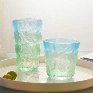Vaso con Diseño Esmaltado en Degradado de Colores, Ideal para Beber Agua - Product Image 1