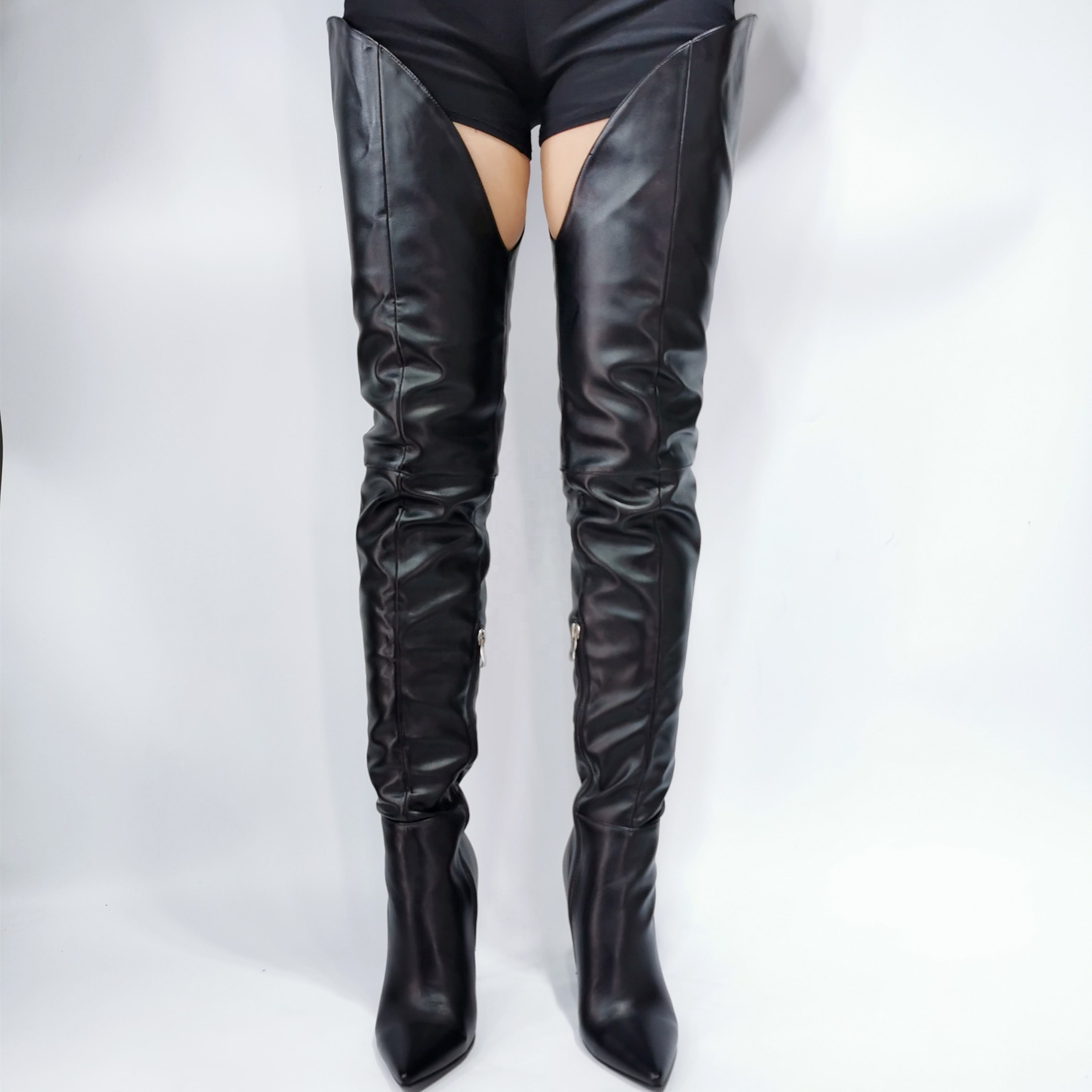 Las botas hasta el muslo también son para las chicas petite, sólo debes  aprender a combinarlas | Estilo de Vida Moda | Univision