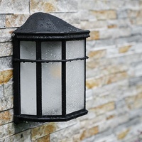 Lámpara de Pared LED Retro para Exteriores, Negra, 2700K, Blanco Cálido, CRI80, Aluminio Fundido a Presión, Impermeable IP65, Difusor de Policarbonato, Montaje en Pared