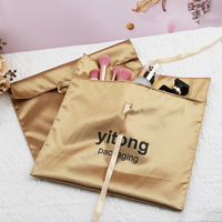 Sac à main enveloppe cadeau avec logo personnalisé imprimé poussière de satin pour vêtements emballage sac enveloppe de rangement pour perruques cheveux satin de soie dorée