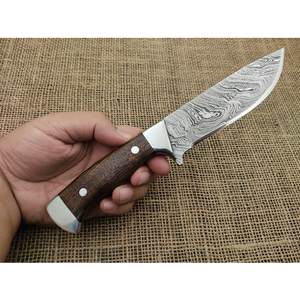 Cuchillo de Caza de Acero Damasco Hecho a Mano Personalizado con Hoja de Acero Inoxidable y Mango de Madera para Venta al por Mayor - Product Image 2
