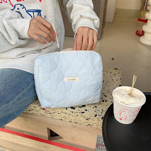 <span class=keywords><strong>Sac</strong></span> de maquillage multifonctionnel en tissu à fermeture éclair de grande capacité, sensation de barbe à papa, organisation en plein air, pochette cosmétique personnalisée - Product Image 4