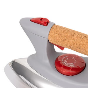 Nouveau fer à vapeur électrique à pression italien au design rétro 2000 W Pro Steam Station Semelle en aluminium - Product Image 4