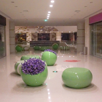 Pot de fleur géant décoratif en fibre de verre pour centre commercial jardinière ronde pour parc hôtel extérieur