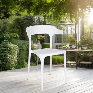 供应商批发现代设计餐厅餐椅白色PP塑料餐椅