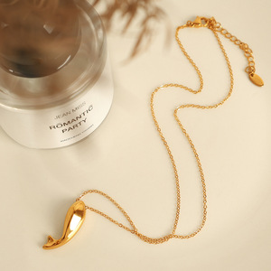 Collar con colgante de delfín, chapado en oro, de acero inoxidable, con forma de animal, para mujer, regalo, joyería - Product Image 2