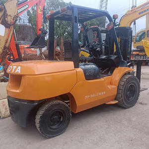 Chariot élévateur à palettes TCM FD50 d'occasion, moteur diesel 10 tonnes, 4 roues motrices, bonne qualité, prix raisonnable - Product Image 2