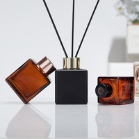 Bouteille en verre diffuseur pas cher 100ml 200ml 500ml bouteille diffuseur carrée noire avec bâton