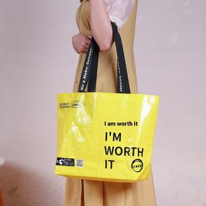 Recycle Polypropylene Outdoor Travel PP Woven Bag Laminated Shopping Woven Bag Storage Bag with Zipper - Product Image 4