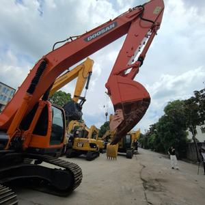 Excavadora usada original Doosan con alto rendimiento de estabilidad en buen uso - Product Image 2