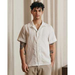 Chemise pour homme, coupe moderne, demi-manches, tissu respirant, conçue pour un usage quotidien, décontractée, pour le travail et les occasions sociales - Product Image 1