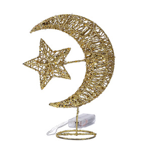 Ramadan Eid decorazione <span class=keywords><strong>islamica</strong></span> in metallo <span class=keywords><strong>mezzaluna</strong></span> e stella luce LED lampada decorativa da tavolo per la casa - Product Image 4
