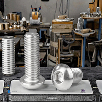 Baut Kepala Tombol Bundar Hexagon Socket Pan ISO Baja Tahan Karat 304 M6 M8 M10 M12 dalam Sistem Metrik