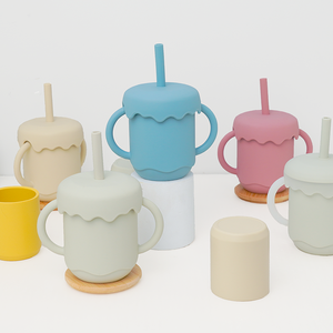 Gobelet anti-fuite en silicone réutilisable personnalisé pour bébé, sans BPA, avec paille anti-fuite, pour les repas des tout-petits et des enfants, avec couvercle - Product Image 2