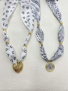 Moda CZ San <span class=keywords><strong>Benito</strong></span>/<span class=keywords><strong>Cruz</strong></span>/Corazón Colgante Collar Chapado en oro CZ Virgen María Religión Encanto Bufanda Collar <span class=keywords><strong>de</strong></span> mujer - Product Image 3