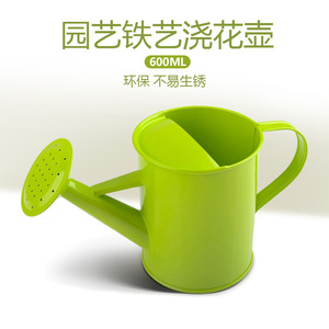 Regadera de metal verde de 600 ml, herramienta de jardín para plantar al aire libre - Product Image 5