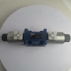 Válvula Direccional R901390857 4WE10E5X/HG24N9K4/M - Product Image 1