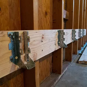 Vente en gros connecteur en métal bois cintre de solive en acier galvanisé pour faisceaux de bois