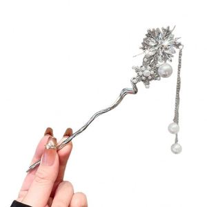 Nuevo Pasador de Pelo Metálico Personalizado Estilo Punk, Pinza de Pelo con Flor Roja de Lujo Chino, Herramienta de Diseño de Peinados, Accesorios para Mujer, Regalos - Product Image 5