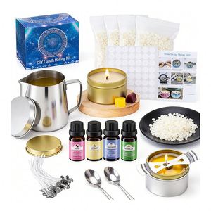 Collection de bougies de luxe en pot à base de soja avec emballage cadeau pour la promotion de la série de boutiques de parfums d'ambiance à domicile - Product Image 1