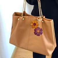 Breloques de sac à fleurs Yy pour femmes, breloques de sac à main, porte-clés en cuir à fleurs, accessoires de porte-clés esthétiques rétro