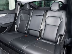 2024特斯拉y型豪华远程轿车高性能AWD新能源汽车 - Product Image 5