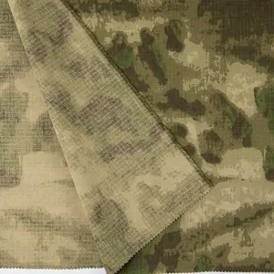 布艺厂销售编织斜纹风格TC Polycotton Canda CADPAT Woodland数码迷彩布艺，用于Milispec制服