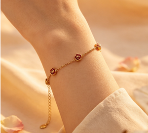 Pulsera de cadena con flores chapada en oro para mujer, joyería romántica de aleación - Product Image 1