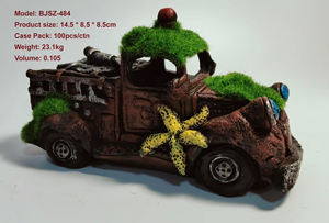 Decorazioni per Acquario, Ornamenti in Resina Creativi a Forma di Auto Classica - Product Image 2