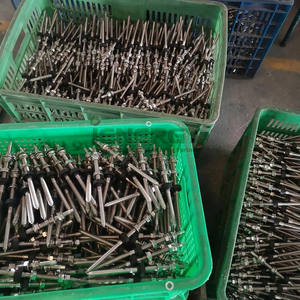 Boulon de suspension double Swallowtail avec pieds en L ou plaque pour métal, bois ou acier c-purlings faisceau toit toit kit solaire accessoires - Product Image 5