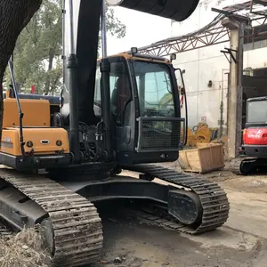 מחפר משומרת. חפר זול בשימוש. היונדאי 220-9 מחפר משומש