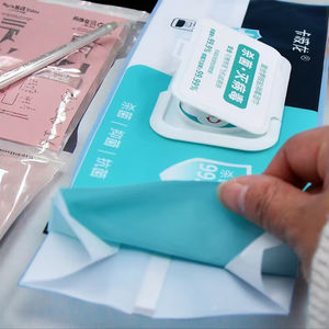 Gants personnalisables Sacs d'emballage à rabat de joint arrière mat de différentes tailles - Product Image 5