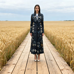 Robe Abaya en polyester brodée élégante de qualité supérieure pour femmes musulmanes, fournisseur en gros sur mesure de Chine - Product Image 1