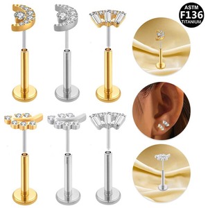 Boucles d'oreilles clous en titane F136, bijoux de piercing en titane pur pour usage quotidien, couleur or et argent, serti à griffes, améthyste - Product Image 1