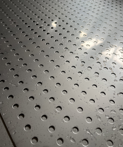 Red de perforación de placa de hierro galvanizado 304 Malla metálica perforada de protección de construcción 316 para cortar doblado - Product Image 1