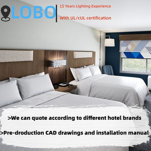 Listé UL Hilton Homewood Suites Hotel <span class=keywords><strong>Public</strong></span> Area <span class=keywords><strong>Lampadaire</strong></span> design en laiton foncé avec abat-jour carré en lin - Product Image 6