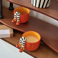 Mug à café en céramique tendance sous glaçure créative avec motif de clown de dessin animé pour cadeau d'anniversaire pour filles, origine Chine