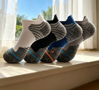Chaussettes courtes respirantes 144N, chaussettes de compression rembourrées pour hommes et femmes - Chaussettes courtes anti-ampoules pour la gym et le fitness