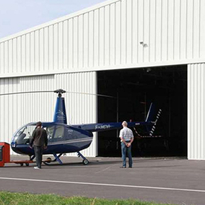 هنجر طائرات مسبق الصنع بهيكل فولاذي خفيف من شركة كينغداو آر تي للهياكل الفولاذية - Product Image 6