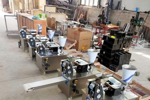 Máquina automática de bolas de <span class=keywords><strong>masa</strong></span> hervida Momo Ravioli máquina de bolas de <span class=keywords><strong>masa</strong></span> hervida Empanada Spring Roll Dumpling Samosa que hace la máquina - Product Image 6