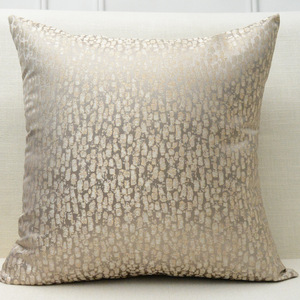 Housse de <span class=keywords><strong>coussin</strong></span> jacquard design tendance <span class=keywords><strong>pour</strong></span> la décoration de la maison, chambre à coucher, canapé, housse de <span class=keywords><strong>coussin</strong></span> de haute qualité avec texture métallique argentée <span class=keywords><strong>pour</strong></span> canapé - Product Image 5