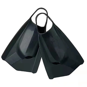 Palmes de natation Palmes de natation professionnelles de haute qualité en silicone pour l'entraînement à la natation Palmes de plongée libre pour adultes - Product Image 2