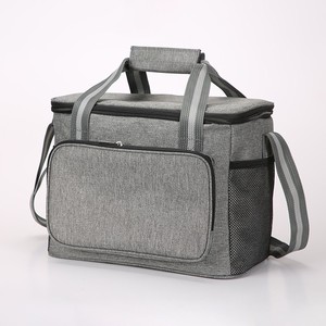 Portable Thermal Food Delivery <b>Bag</b> Custom Large Leakproof Insulated <b>Tote</b> <b>Bag</b> Thermal <b>Lunch</b> Soft Cooler <b>Bag</b> - Product Image 1