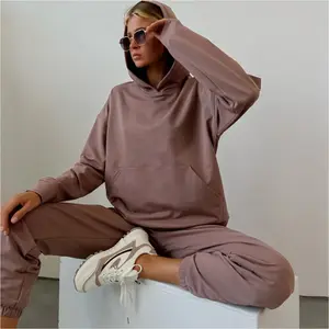 Nuovo 2024 personalizzato 3 pezzi Set tute sportive Yoga tuta da donna, abbigliamento da salotto con top corti e donne Sexy Leggings/