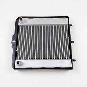 Refroidisseur de moteur de voiture avec cadre 17112284604 pour BMW 2 3 4 Series F22 F87 F30 F80 F33 F83 F82 Radiateur de refroidissement brasé en aluminium - Product Image 3