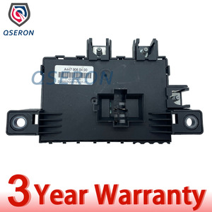 A4479060400 pour <span class=keywords><strong>MERCEDES</strong></span> V CLASS VITO W447 2.1 DIESEL BOÎTE À FUSIBLES 4479060400 - Product Image 2